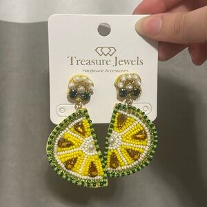 NWT Treasured Jewels Lemon Beaded Earrings